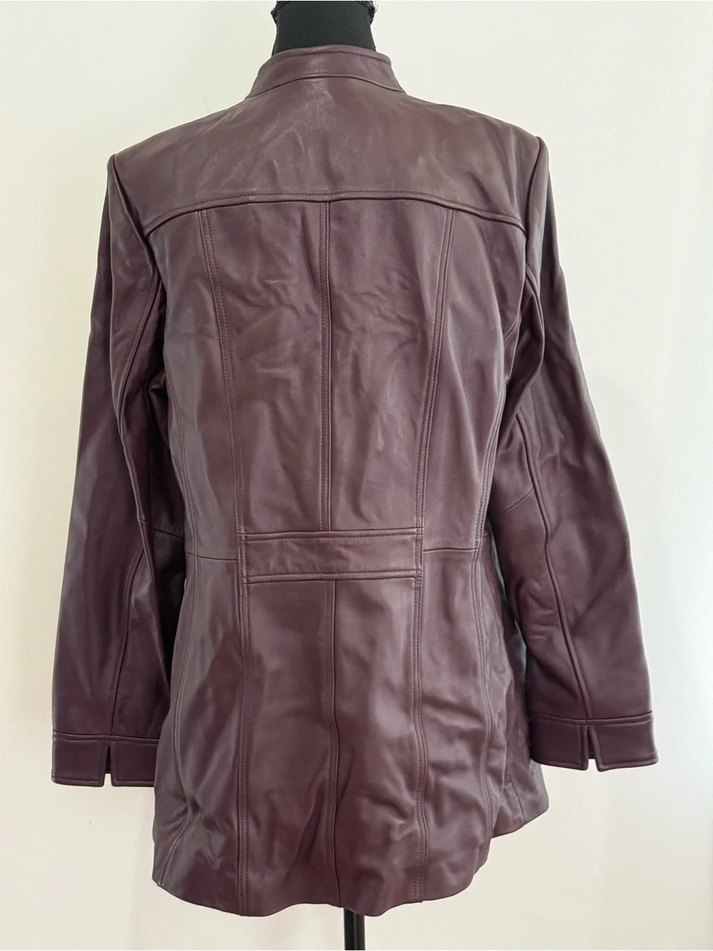 D&Co L Like New Burgundy Leather Zip-Front Jacket 827